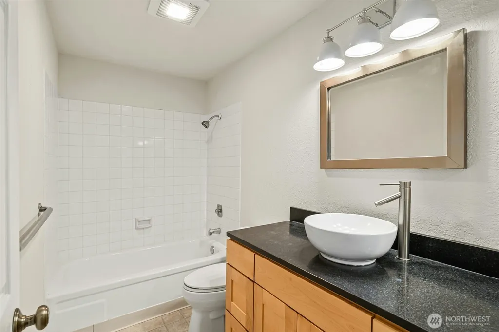 709 143rd Avenue NE Bellevue WA 98007