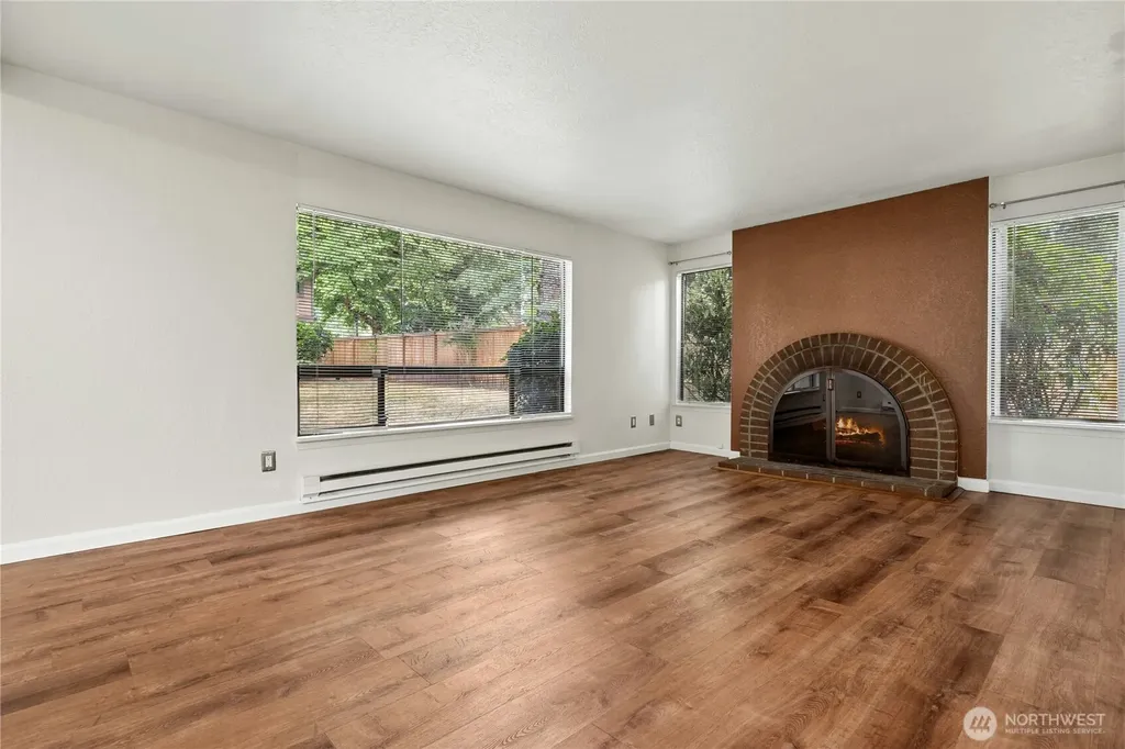 709 143rd Avenue NE Bellevue WA 98007