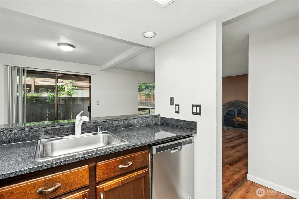 709 143rd Avenue NE Bellevue WA 98007
