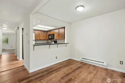 709 143rd Avenue NE Bellevue WA 98007
