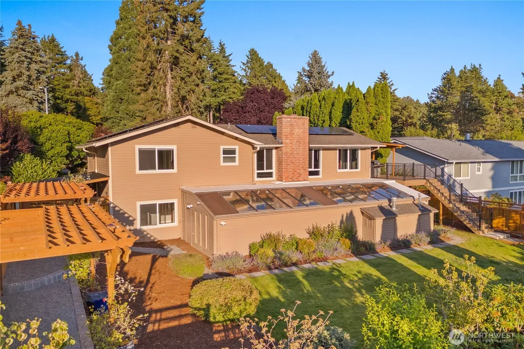 13730 SE 23rd Lane Bellevue WA 98005