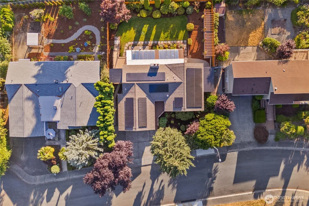 13730 SE 23rd Lane Bellevue WA 98005