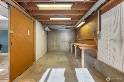 13730 SE 23rd Lane Bellevue WA 98005