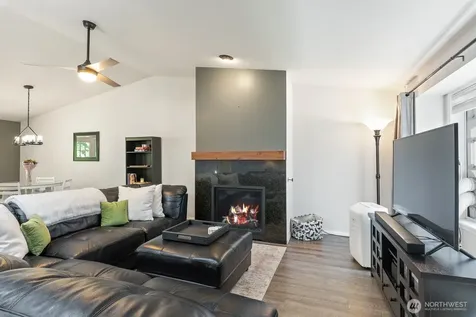 2901 Club Court Mount Vernon WA 98273
