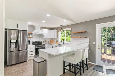 2901 Club Court Mount Vernon WA 98273