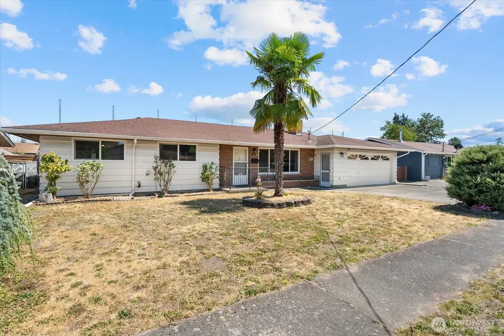 1718 G Street SE Auburn WA 98002