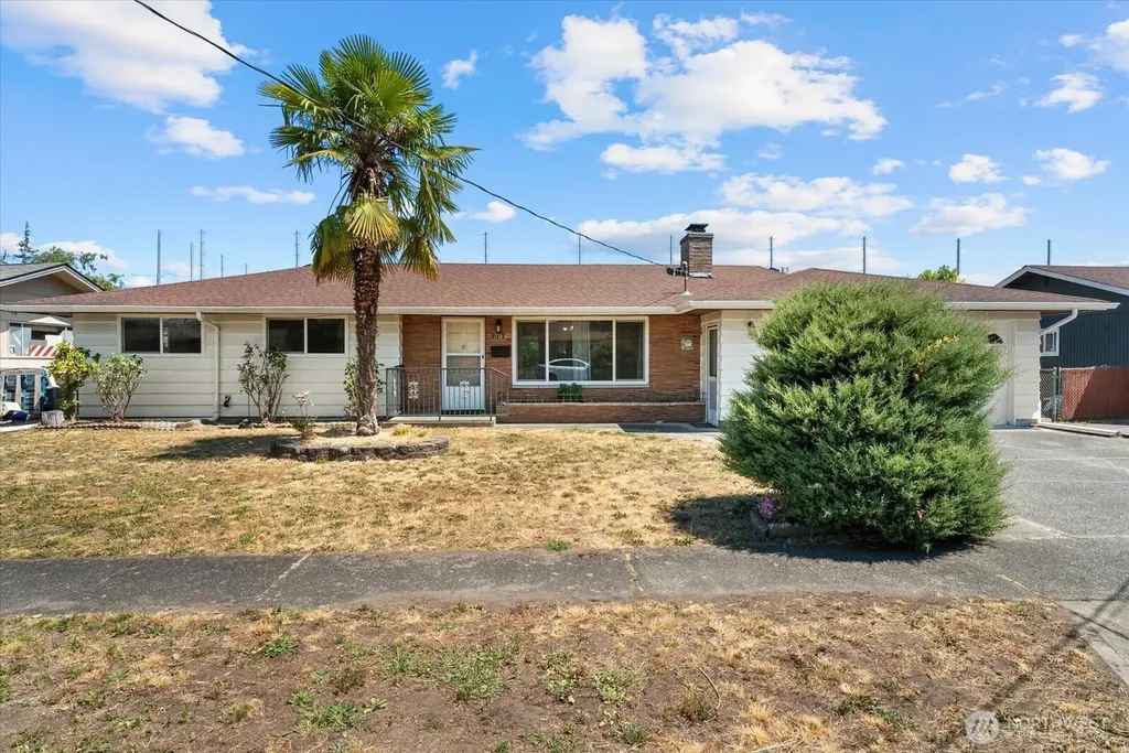 1718 G Street SE Auburn WA 98002