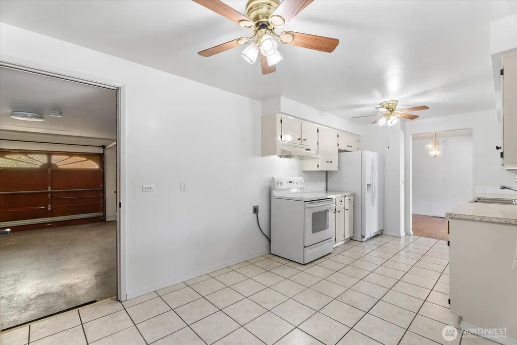 1718 G Street SE Auburn WA 98002