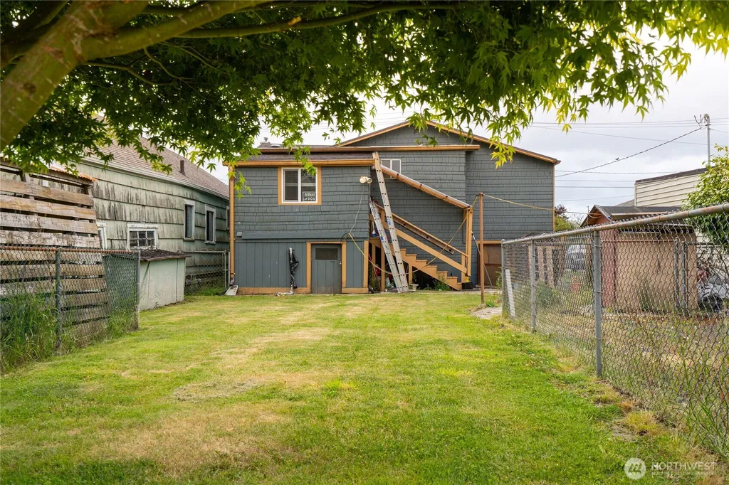 1604 W 1st Street Aberdeen WA 98520