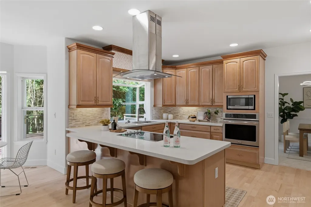 5107 218th Avenue NE Redmond WA 98053