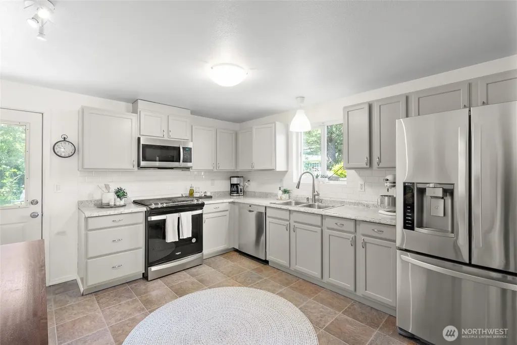 2375 Nicholas Drive Ferndale WA 98248