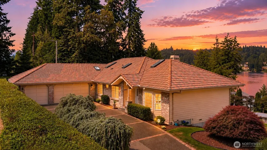 6074 Osprey Circle Bremerton WA 98312