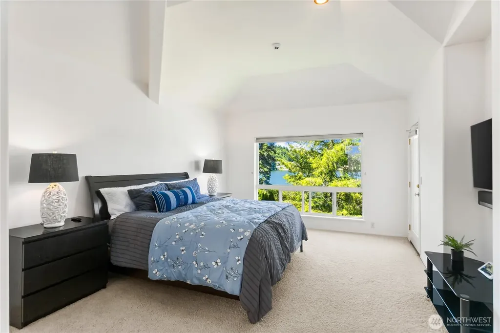 6074 Osprey Circle Bremerton WA 98312