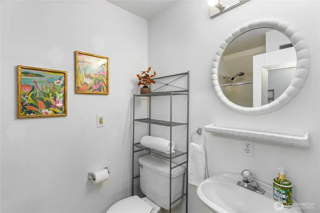 6074 Osprey Circle Bremerton WA 98312