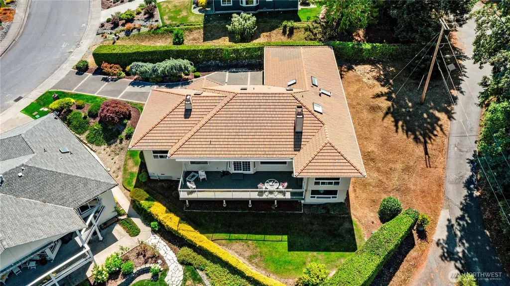 6074 Osprey Circle Bremerton WA 98312