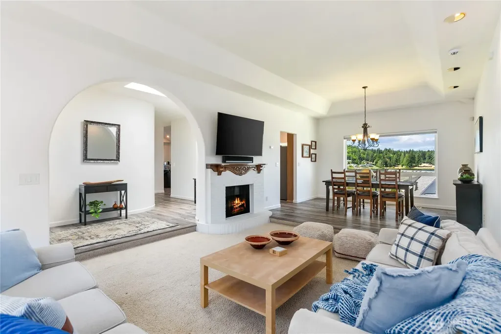 6074 Osprey Circle Bremerton WA 98312