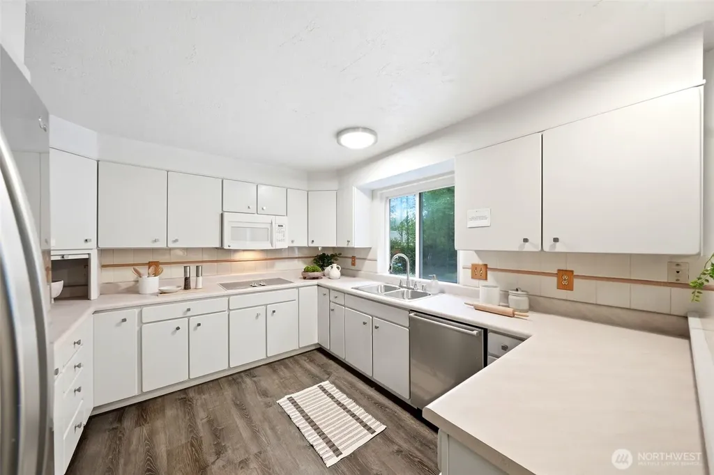 23029 61st Avenue SE Woodinville WA 98072