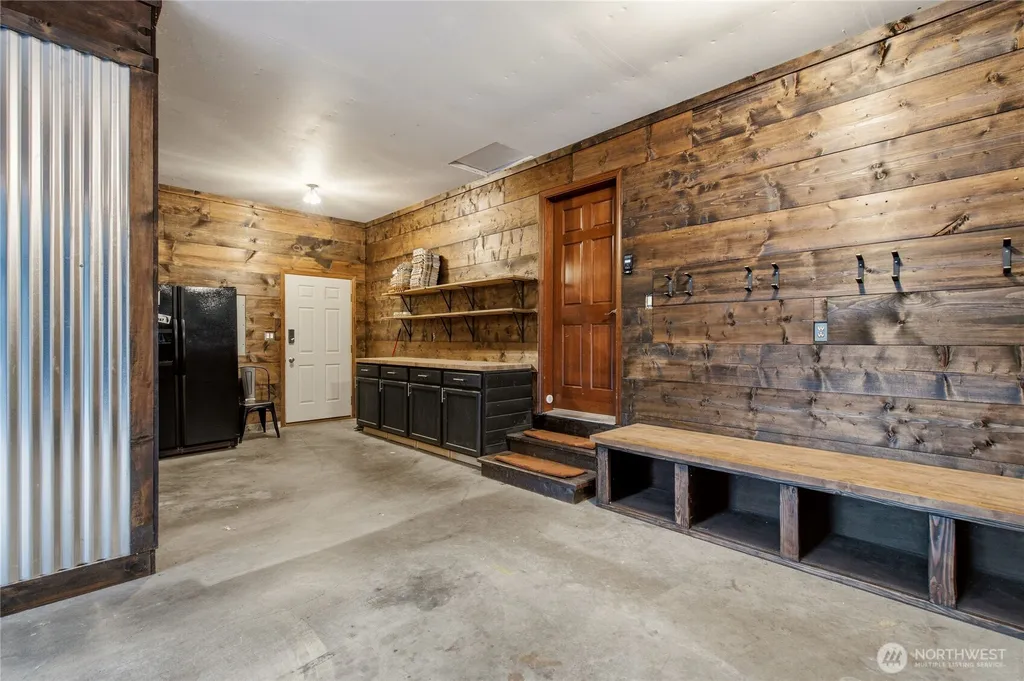 25615 SE 396th Street Enumclaw WA 98022