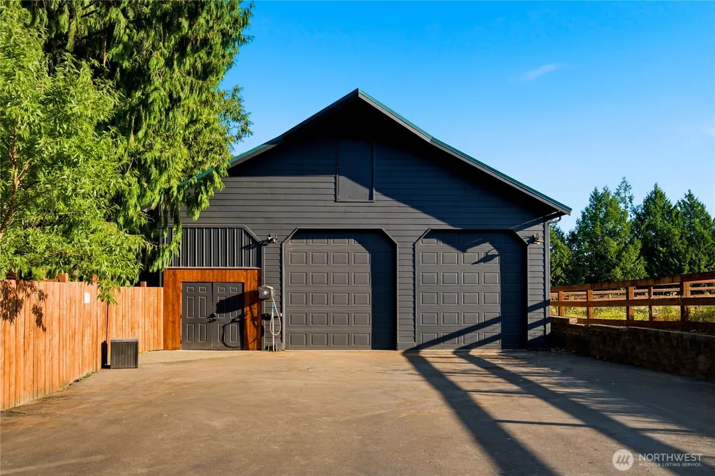 25615 SE 396th Street Enumclaw WA 98022