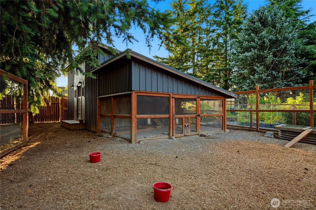 25615 SE 396th Street Enumclaw WA 98022