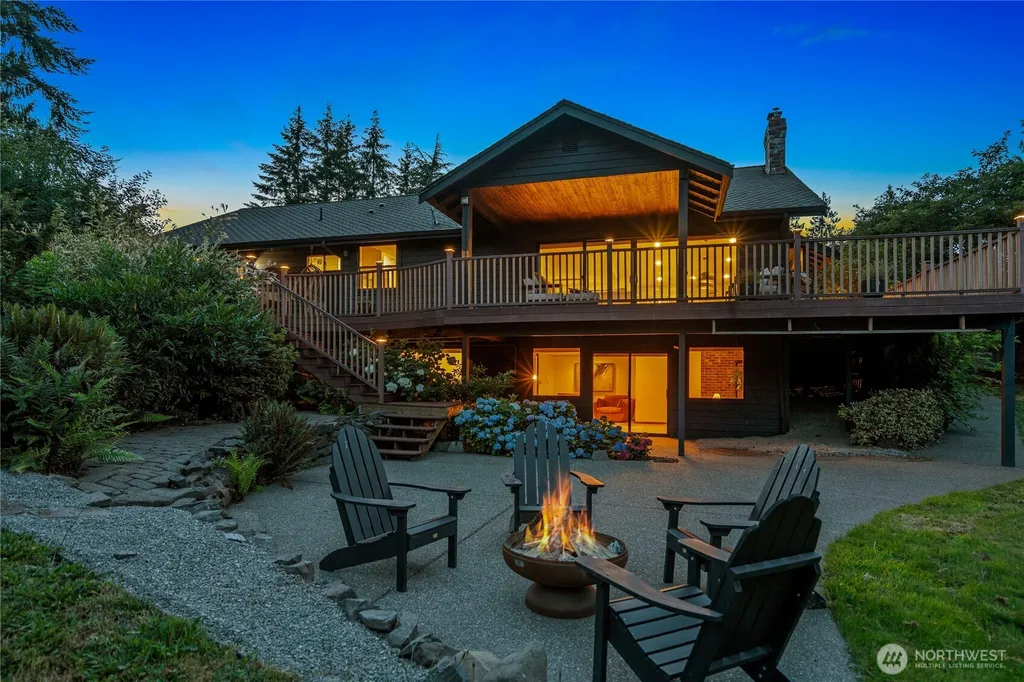 25615 SE 396th Street Enumclaw WA 98022