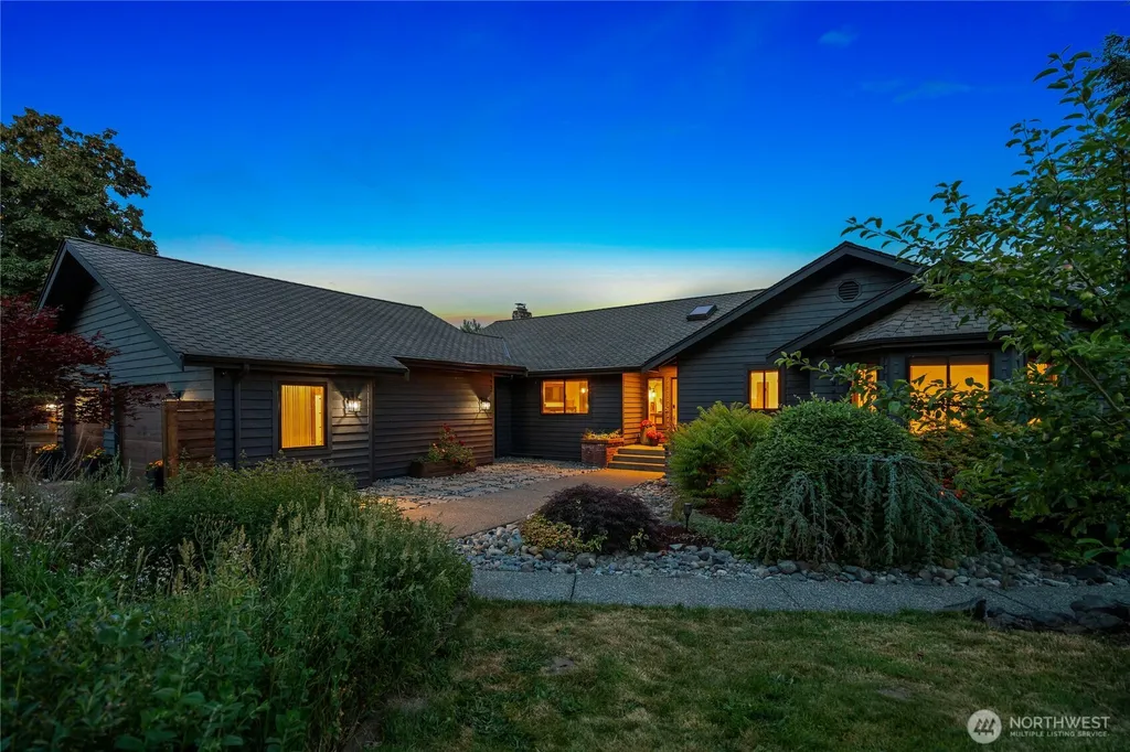 25615 SE 396th Street Enumclaw WA 98022
