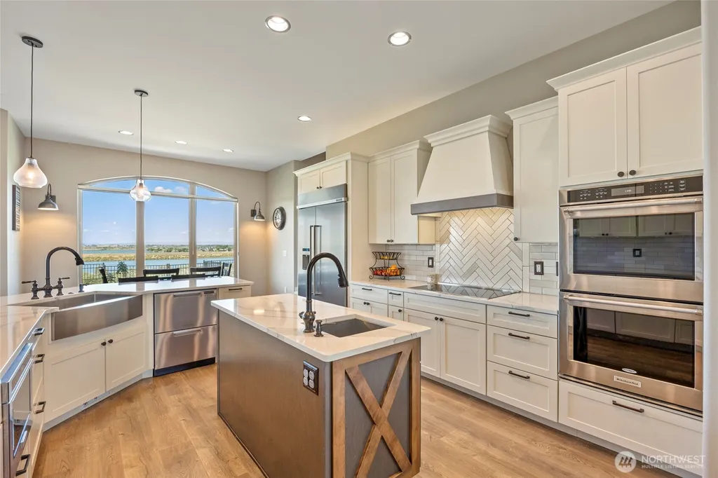 8596 SE Dune Lake Road Moses Lake WA 98837