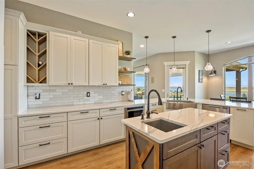 8596 SE Dune Lake Road Moses Lake WA 98837
