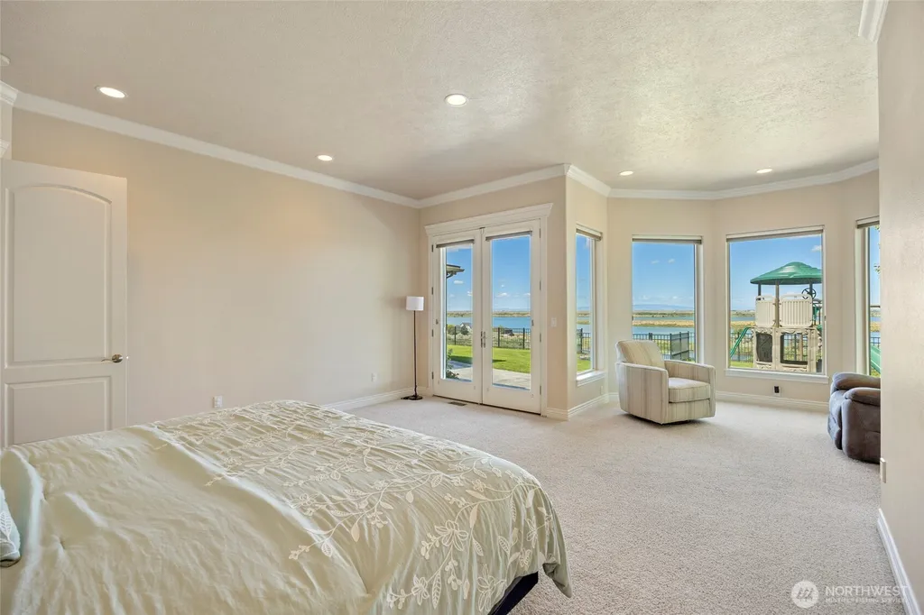 8596 SE Dune Lake Road Moses Lake WA 98837