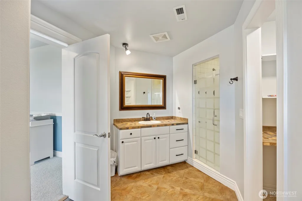 8596 SE Dune Lake Road Moses Lake WA 98837