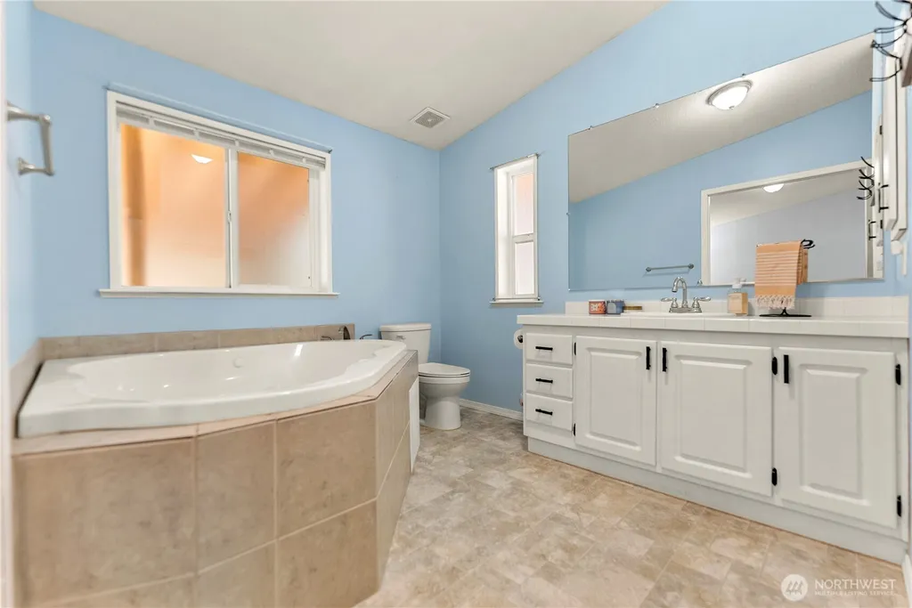 1037 Highway 7 Tonasket WA 98855