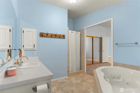 1037 Highway 7 Tonasket WA 98855