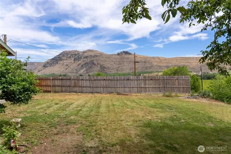 1037 Highway 7 Tonasket WA 98855