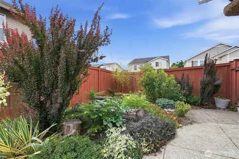 305 Lynnwood Avenue SE Renton WA 98056