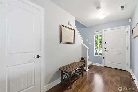 305 Lynnwood Avenue SE Renton WA 98056