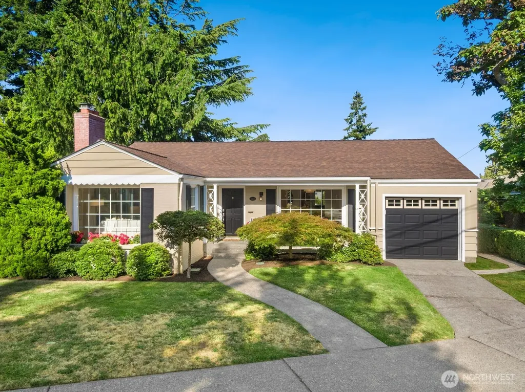 3610 W Viewmont Way W Seattle WA 98199