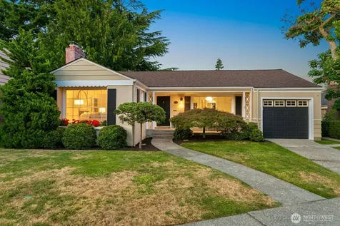 3610 W Viewmont Way W Seattle WA 98199