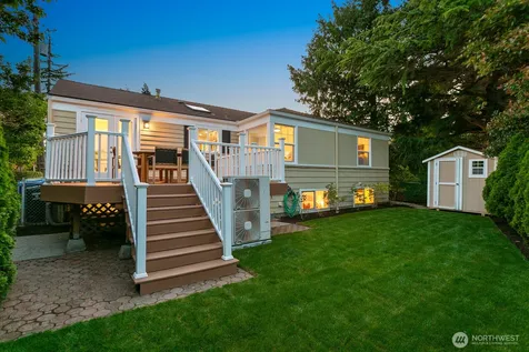 3610 W Viewmont Way W Seattle WA 98199