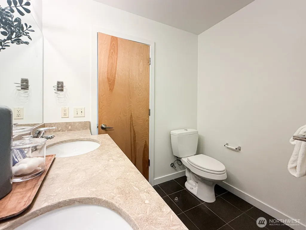 4917 39th Avenue S Seattle WA 98118
