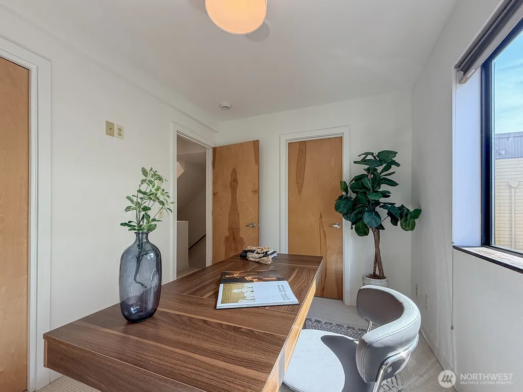 4917 39th Avenue S Seattle WA 98118