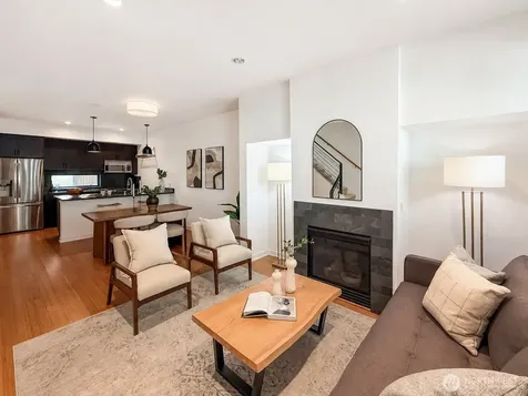 4917 39th Avenue S Seattle WA 98118