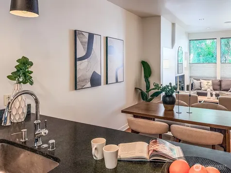 4917 39th Avenue S Seattle WA 98118