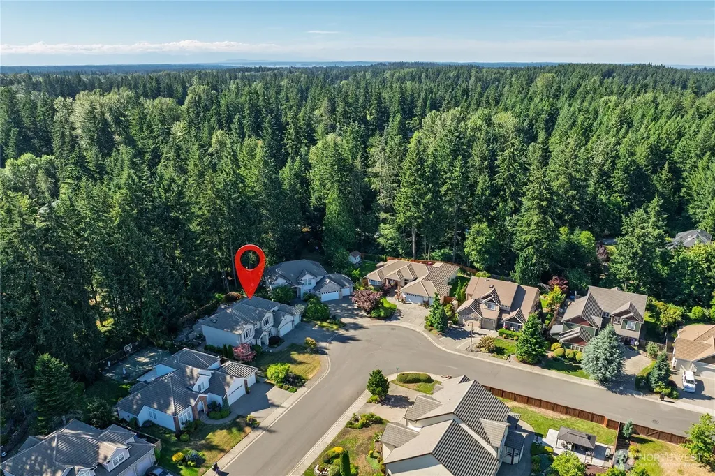 15202 135th Avenue E Puyallup WA 98374