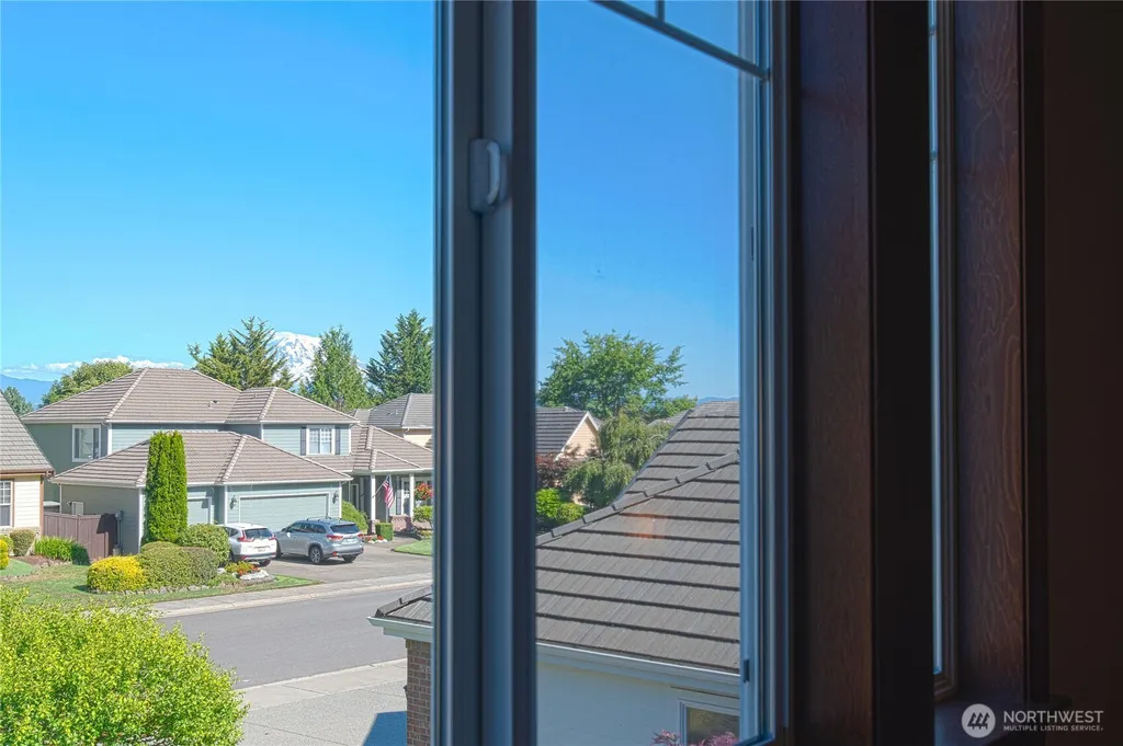 15202 135th Avenue E Puyallup WA 98374