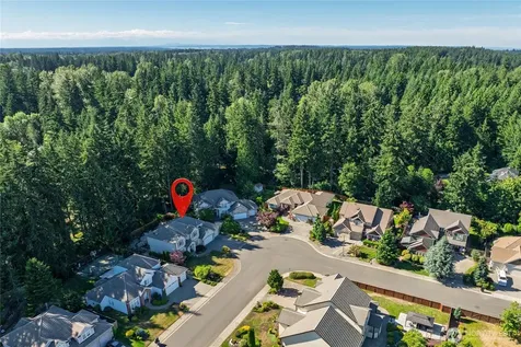 15202 135th Avenue E Puyallup WA 98374