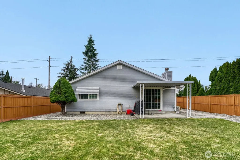 1216 S 80th Street Tacoma WA 98408