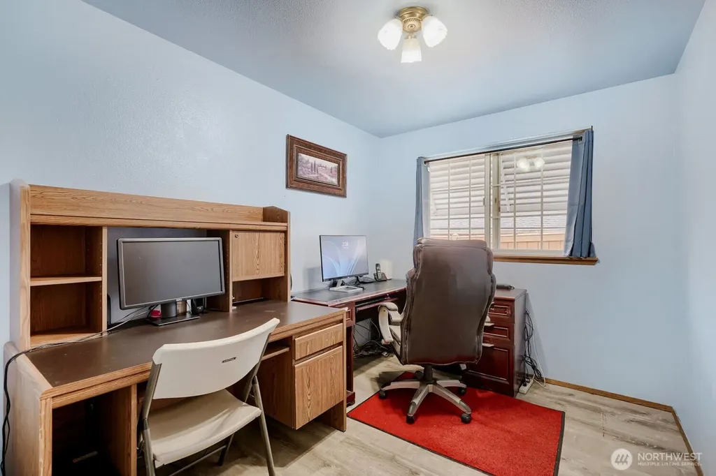 1216 S 80th Street Tacoma WA 98408