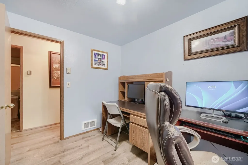 1216 S 80th Street Tacoma WA 98408