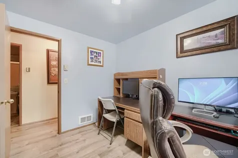 1216 S 80th Street Tacoma WA 98408