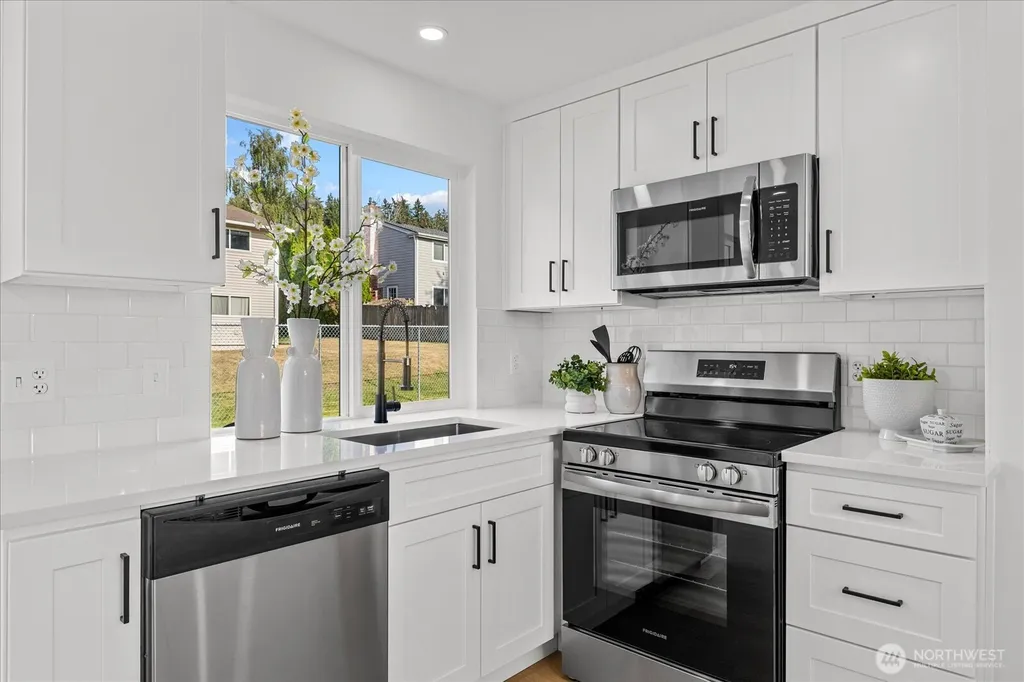 11235 NE 146th Street Kirkland WA 98034